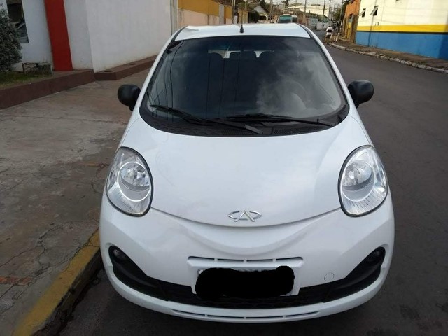 CHERY NEW QQ ACT 1.0 FLEX FILÉ BAIXA QUILOMETRAGEM.