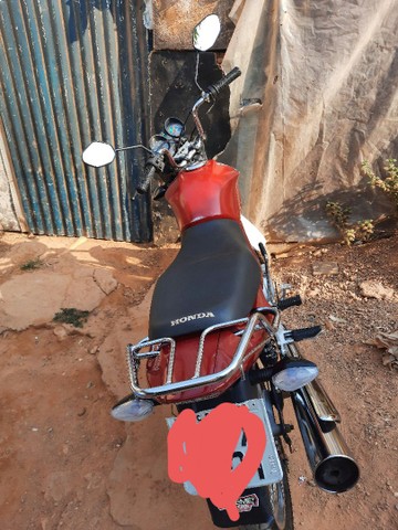 TITAN 150 VERMELHA
