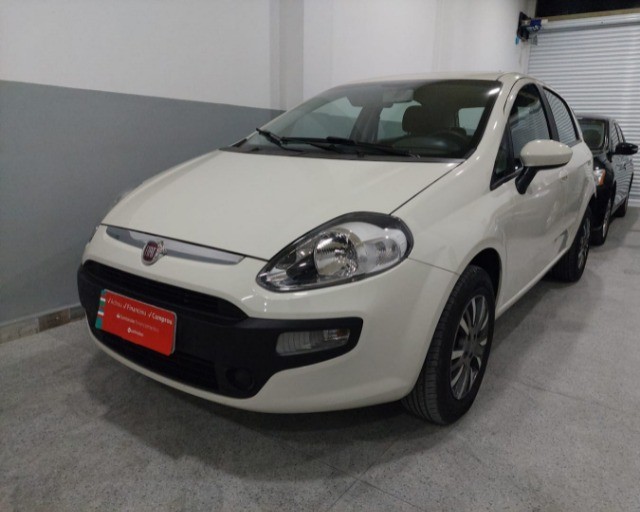 FIAT PUNTO ATTRACTIVE 1.4 2017 COMPLETO