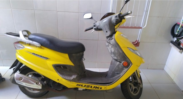 SUZUKI BURGMAN