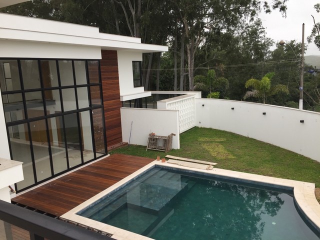 PENSANDO EM CONSTRUÇÃO ?