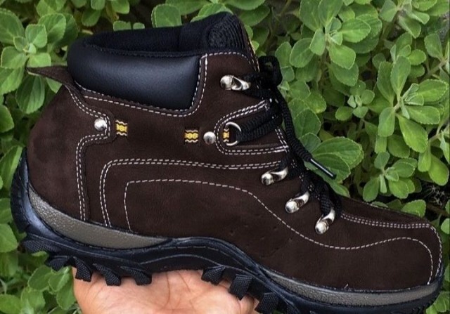 CATERPILLAR Sapatos, Sacos, Textil, Relogios, Acessórios - Entrega gratuita  | Spartoo.pt