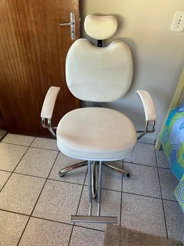 Vendo cadeira de maquiagem/salão - Foto 3