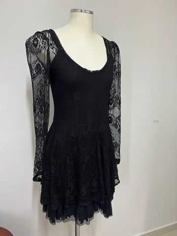 Vestido preto curto em renda - Preto - Foto 2