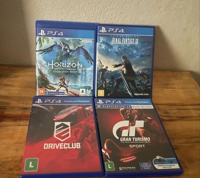 Vendo PS4 PRO 1 Tera com caixa original + 4 jogos - Videogames