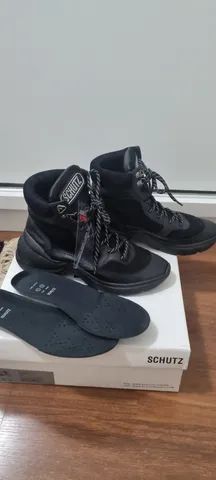 sneaker snow black, schutz, couro, 36, usado 1 vez