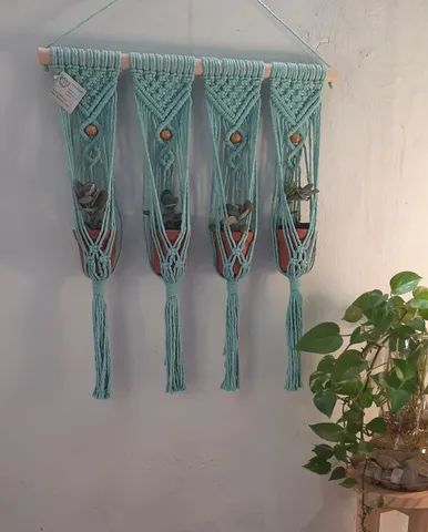 Painel para plantas em macrame