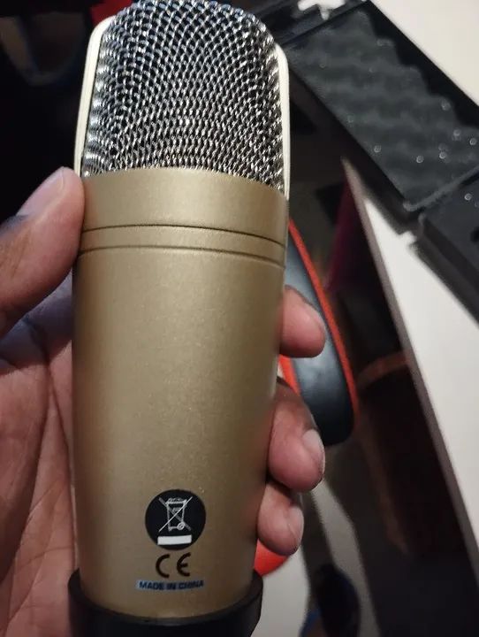 Microfone Condensador Dourado C1 Behringer 