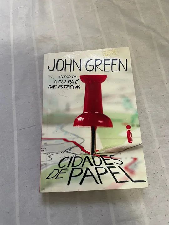 Livro CIDADES DE PAPEL de JOHN GREEN