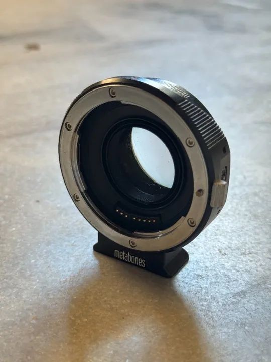 ADAPTADOR METABONES SPEED BOOSTER EF PARA E-MOUNT - QUALIDADE E VERSATILIDADE