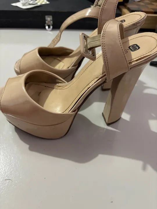 Lote de sapatos femininos 36 - Foto 4