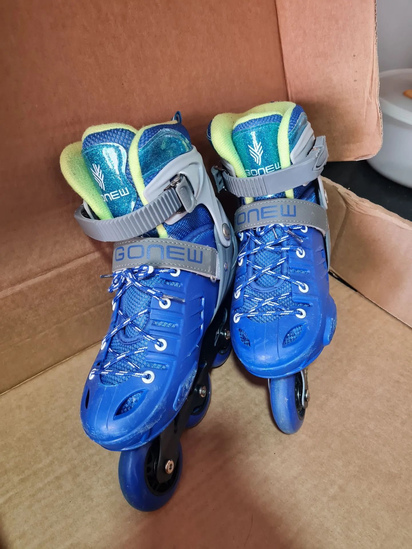 Patins Inline Ajustável Gonew - Tamanho 35 ao 38 - Foto 2