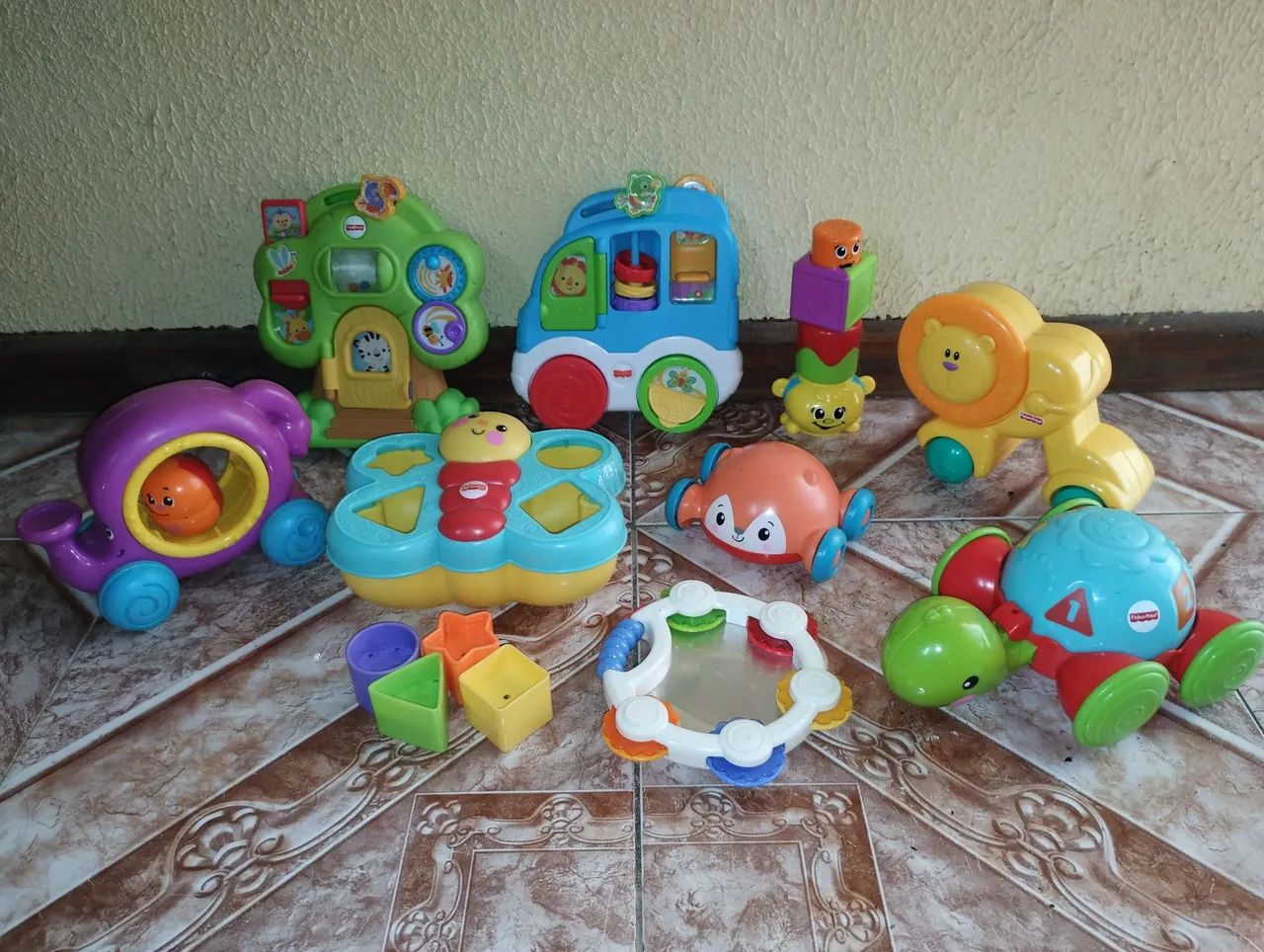 Brinquedos pedagogicos importados Fisher Price Valores na descrição