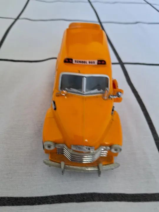 Carro de Brinquedo - Ônibus Escolar