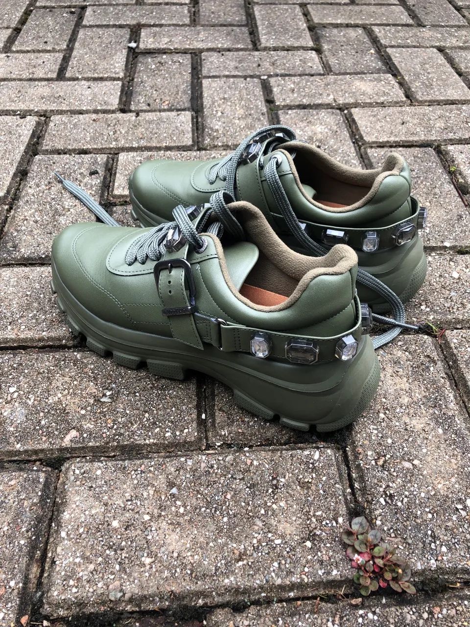 Tênis Vizzano Verde Militar com Pedras 37 Calçados Sítio