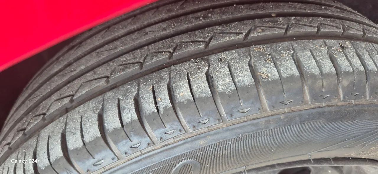 Volkswagen Fox 1.0 MI Total Flex 8V 5P 2010 - Foto 12