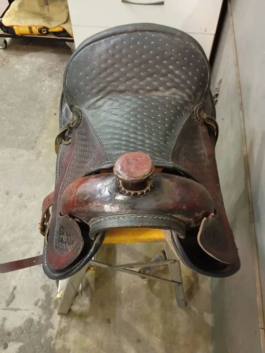 Sela de montaria em couro - Foto 4