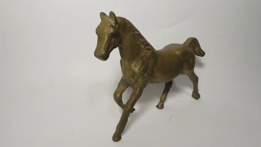 ESTÁTUA DE BRONZE ANTIGA DE FORMATO DE CAVALO LINDA PEÇA!! - Foto 2