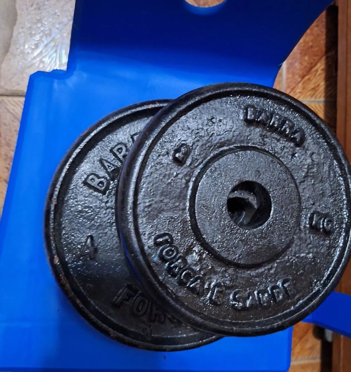 Anilhas para halteres 0,5kg, 1kg 2kg e 4kg - Foto 3