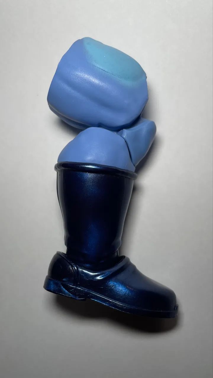 Marvel Legends - peça BAF - perna direita do Controller Controlador