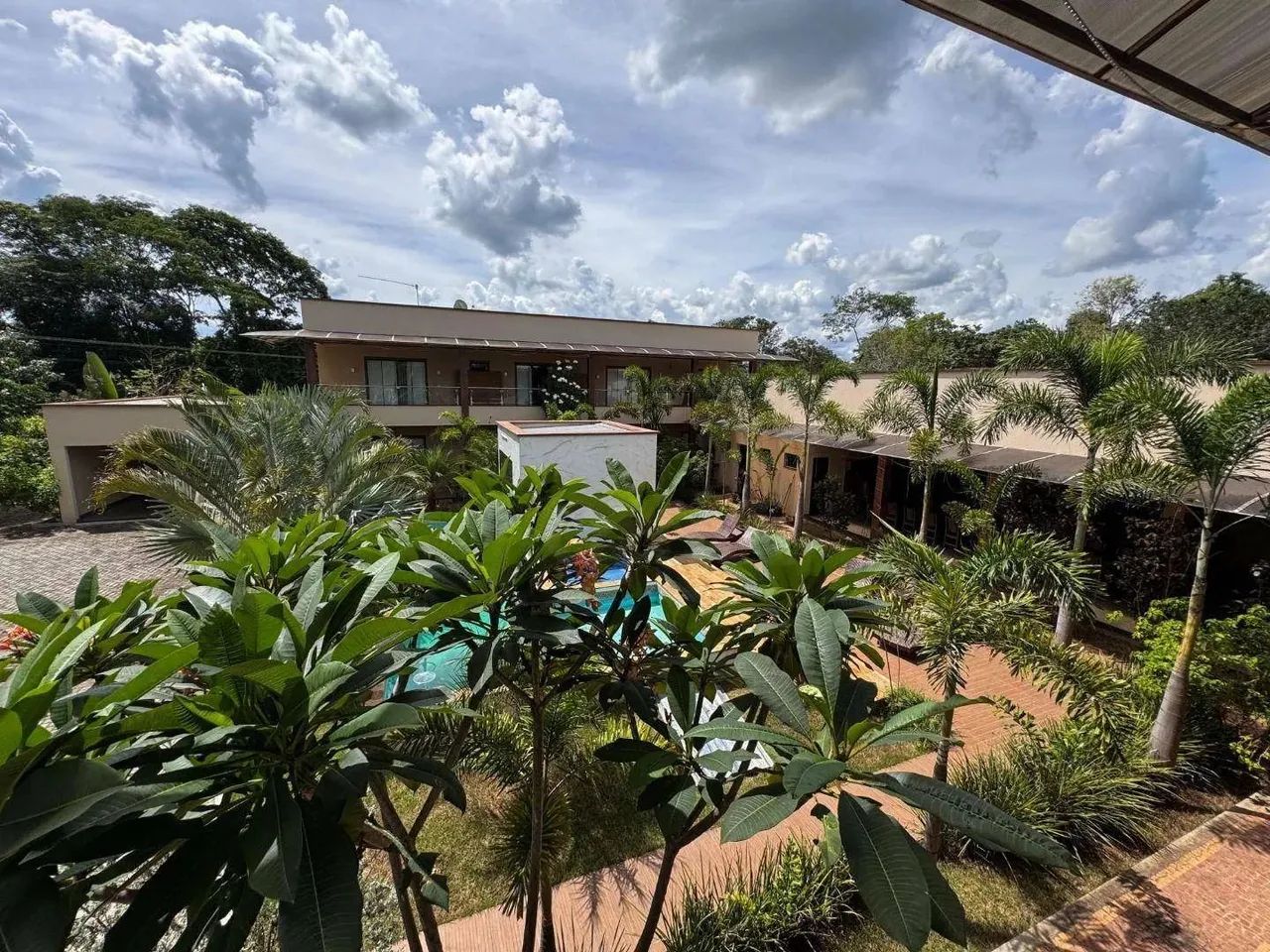 Chácara de Alto Padrão medindo 24.200m² e 877m² de área const., c/ 8 dormitórios, à venda, - Foto 3