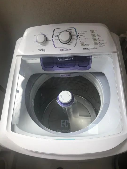 Lavadora LEC12 Electrolux - 12 kg - usada
