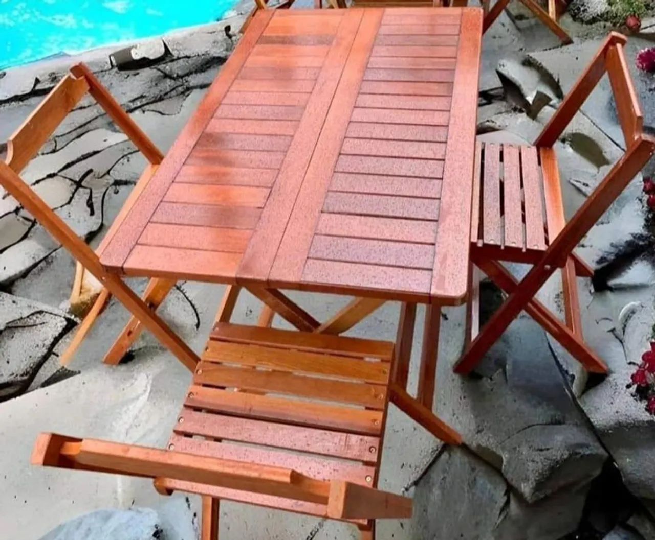Conjunto de Mesas Bistrô e Retangular de Madeira Dobráveis - Praticidade e Estilo! - Foto 2