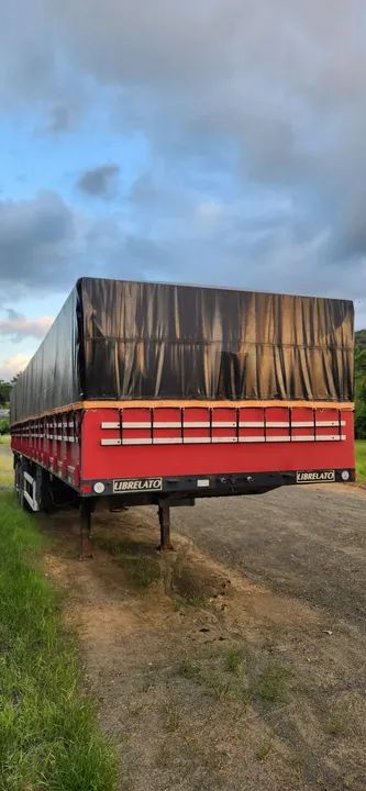 Carreta LS 13,5 COM PNEUS graneleiro