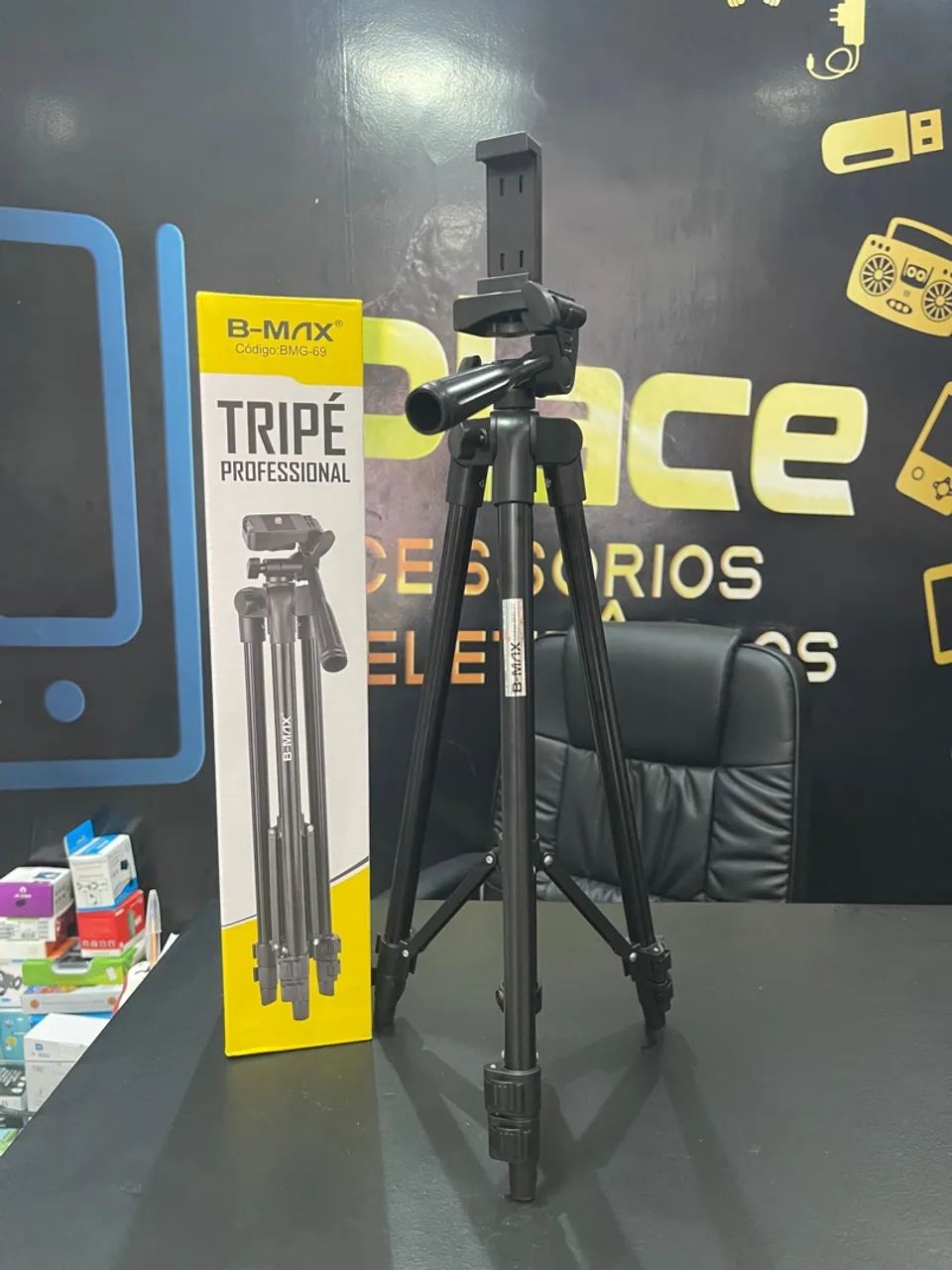 Tripé Profissional B-MAX BMG-69 1.30m - Fazemos Entregas 