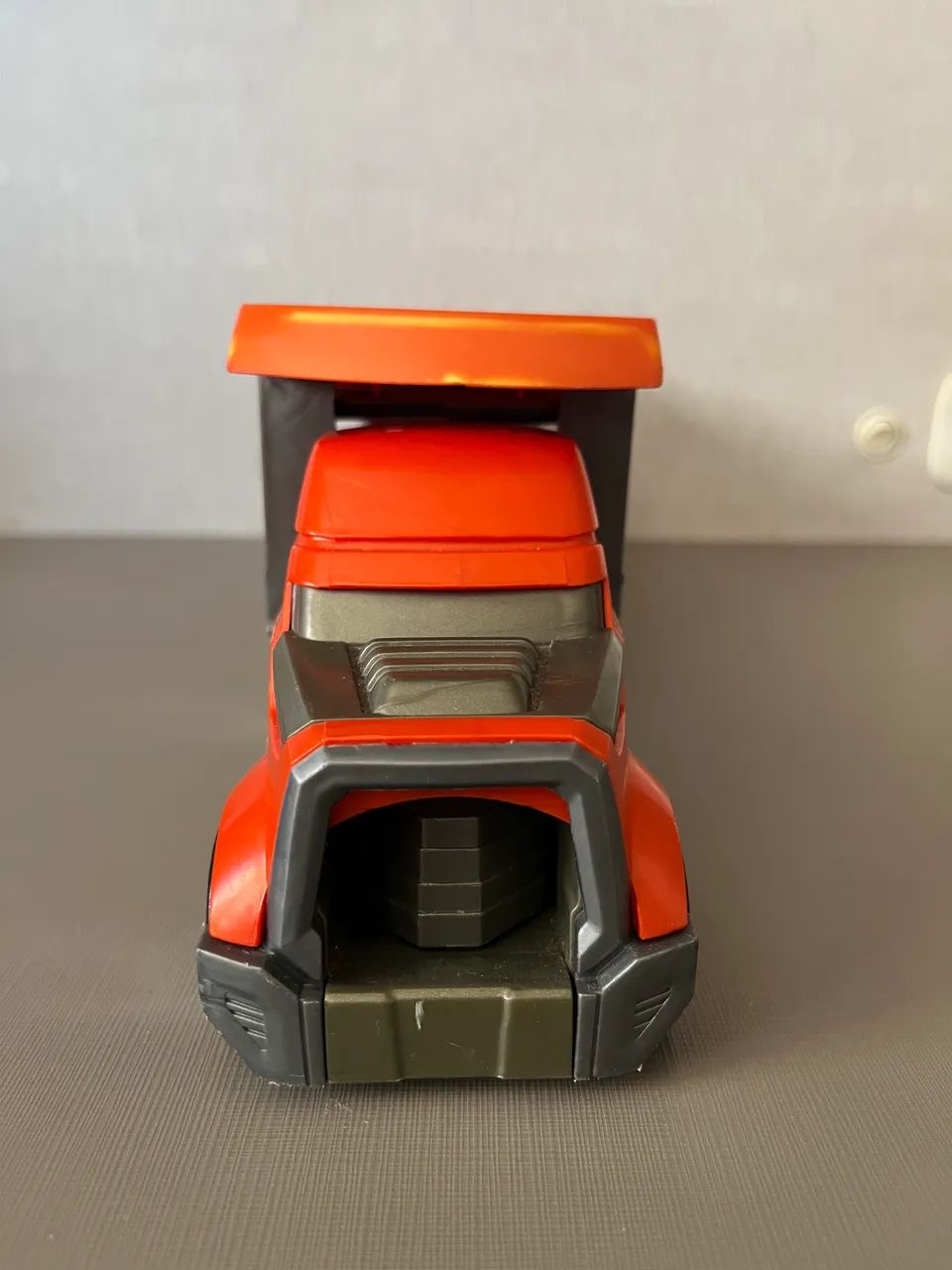 Caminhão Hotwheels - lança carros - Foto 2