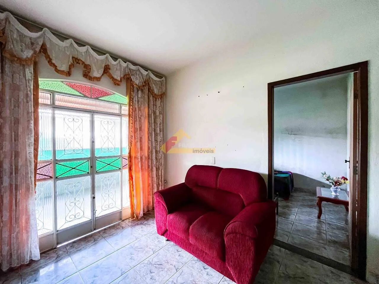 Casa localizada no bairro Cidade Jardim