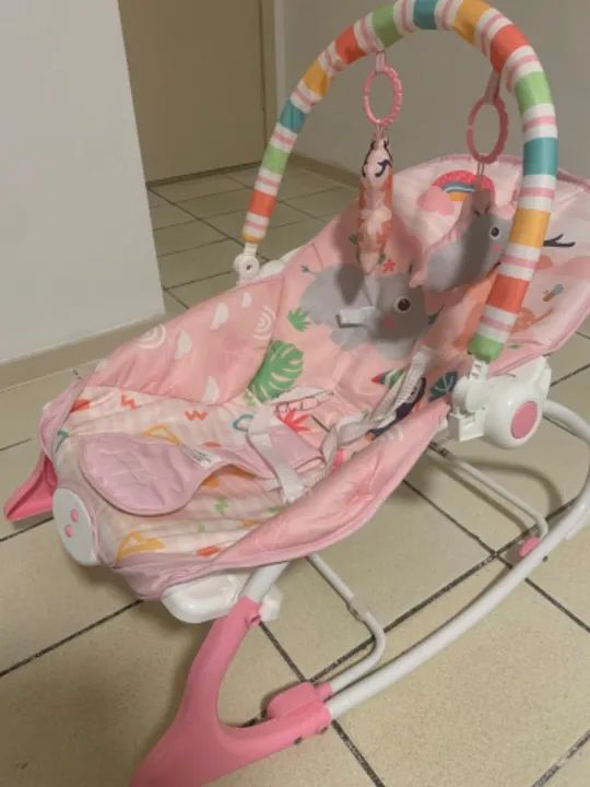 Cadeira de balanço vibratória para bebês com toque musical 
