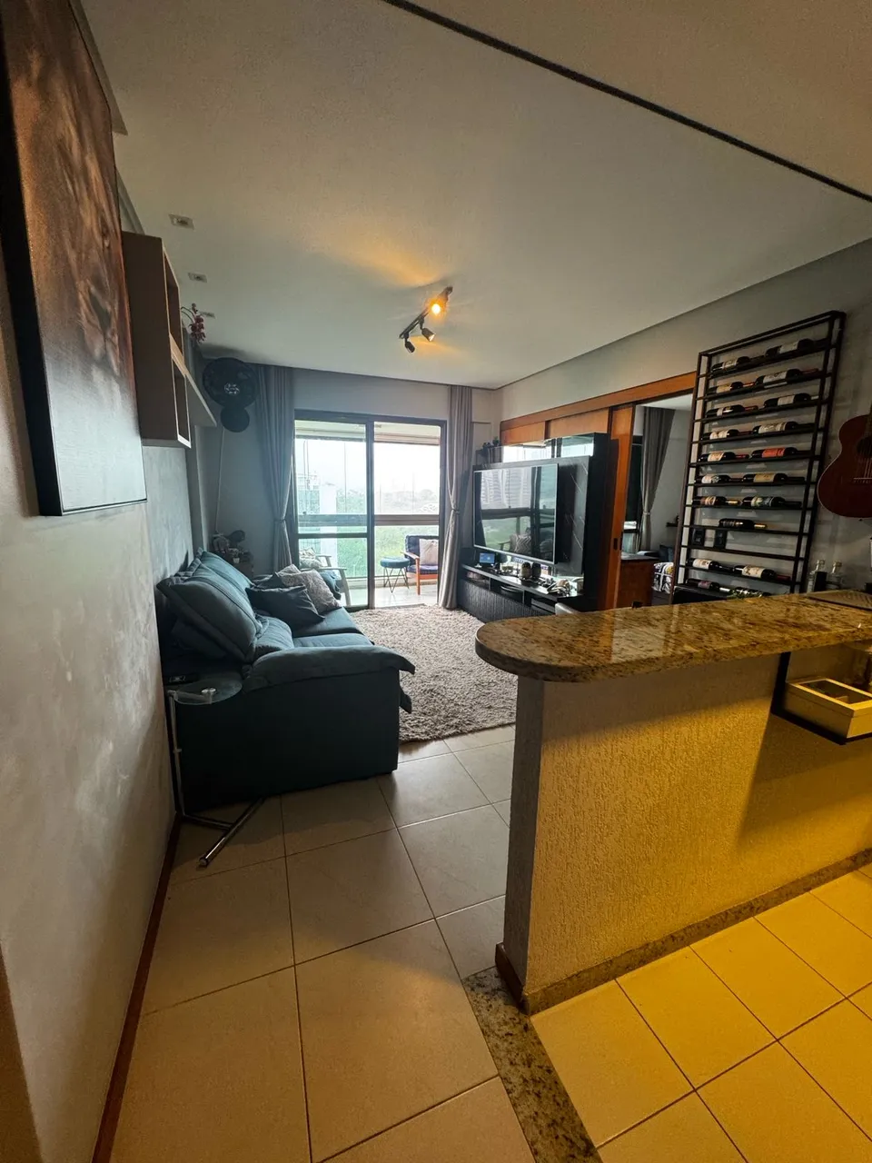 Apartamento 1 Quarto Distribuído Em 54M² E 1 Vaga De Garagem Em Armação. TCSKHF
