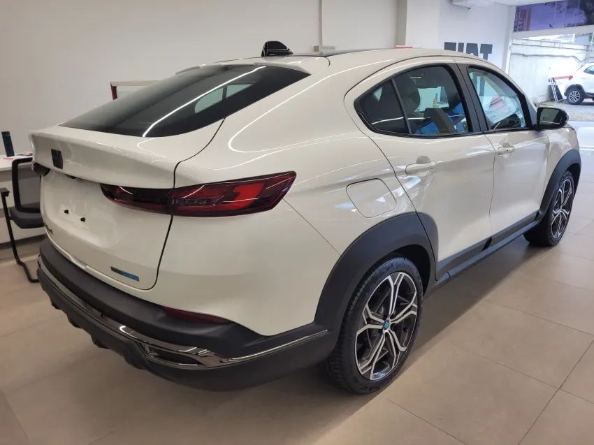 Fiat FASTBACK 1.0 TURBO 200 HYBRID IMPETUS CVT. - Foto 2