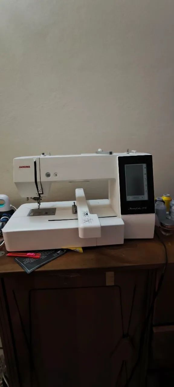 Máquina de bordado janome mc500e - Foto 3