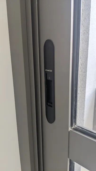 Porta de correr ANTI RUIDO em alumínio (caixilho, trilho e 2 folhas de vidro) NOVO - Foto 2