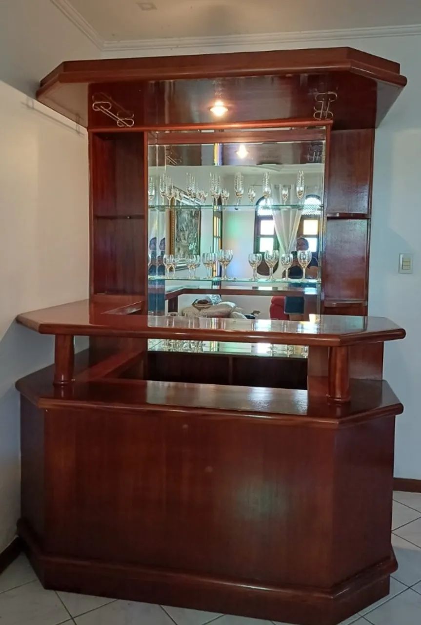 Bar Encomendado de Mogno Anos 90