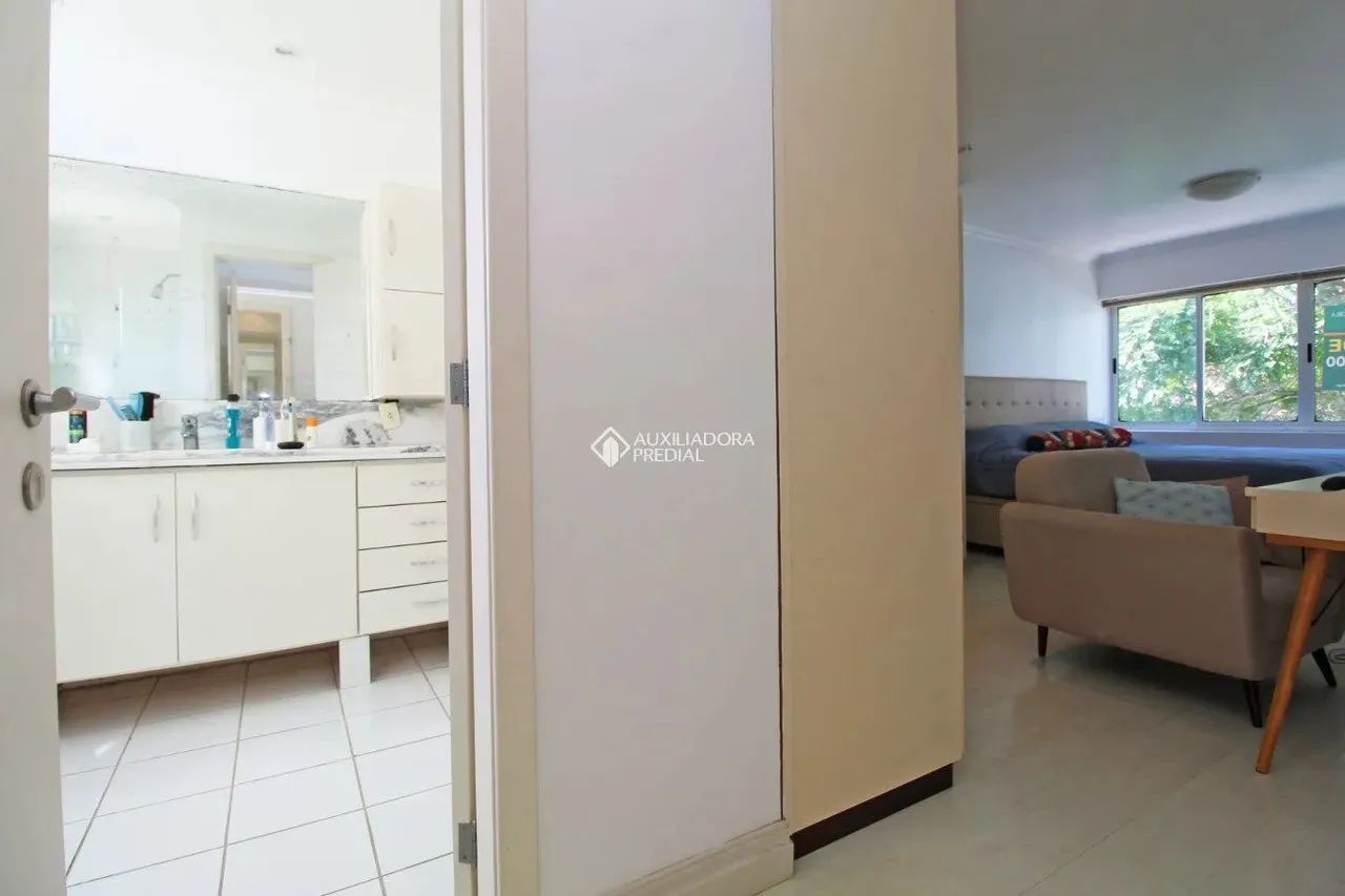 Apartamento com 87 m² de área privativa e com 2 vagas de garagem separadas - Foto 4