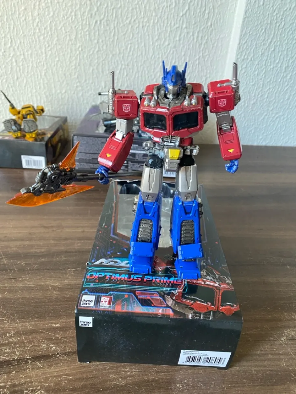 Figura Optimus Prime Threezero MDLX Transformers