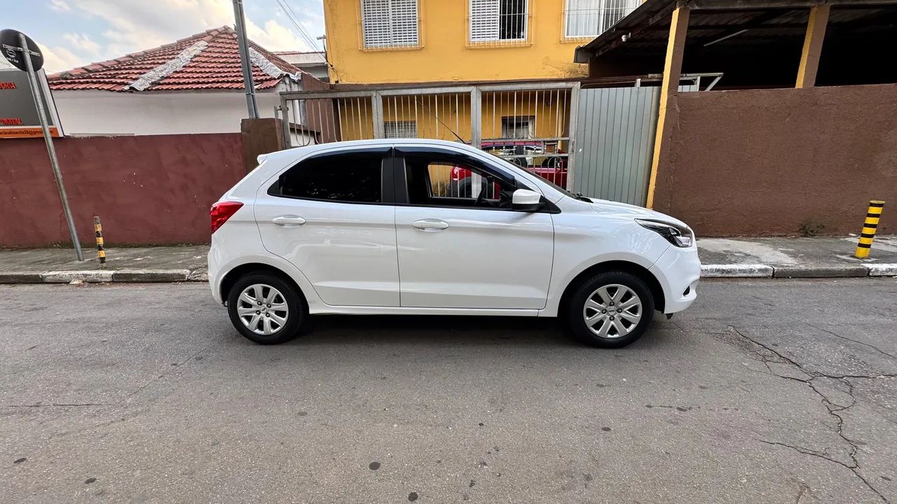 FORD KA 1.0 SE NOVÍSSIMO *BAIXO KM* ACEITO TROCAS - Foto 5