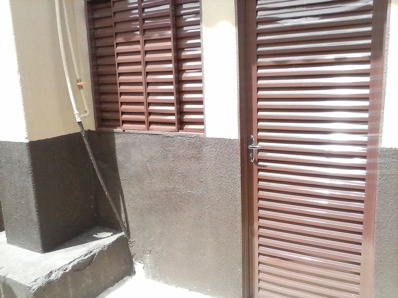 Kitnet na avenida principal do Bairro Ze Pereira - Foto 2