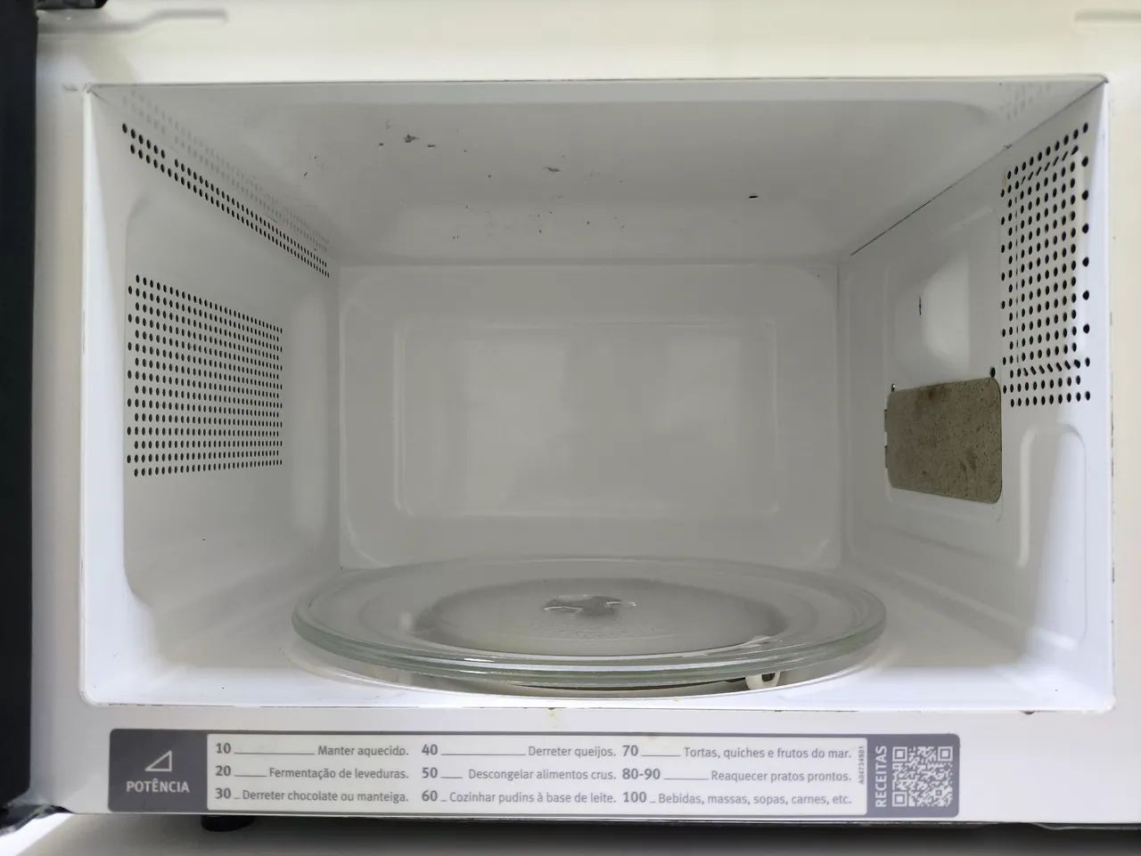 Microondas 110V -  20L Electrolux - Foto 3