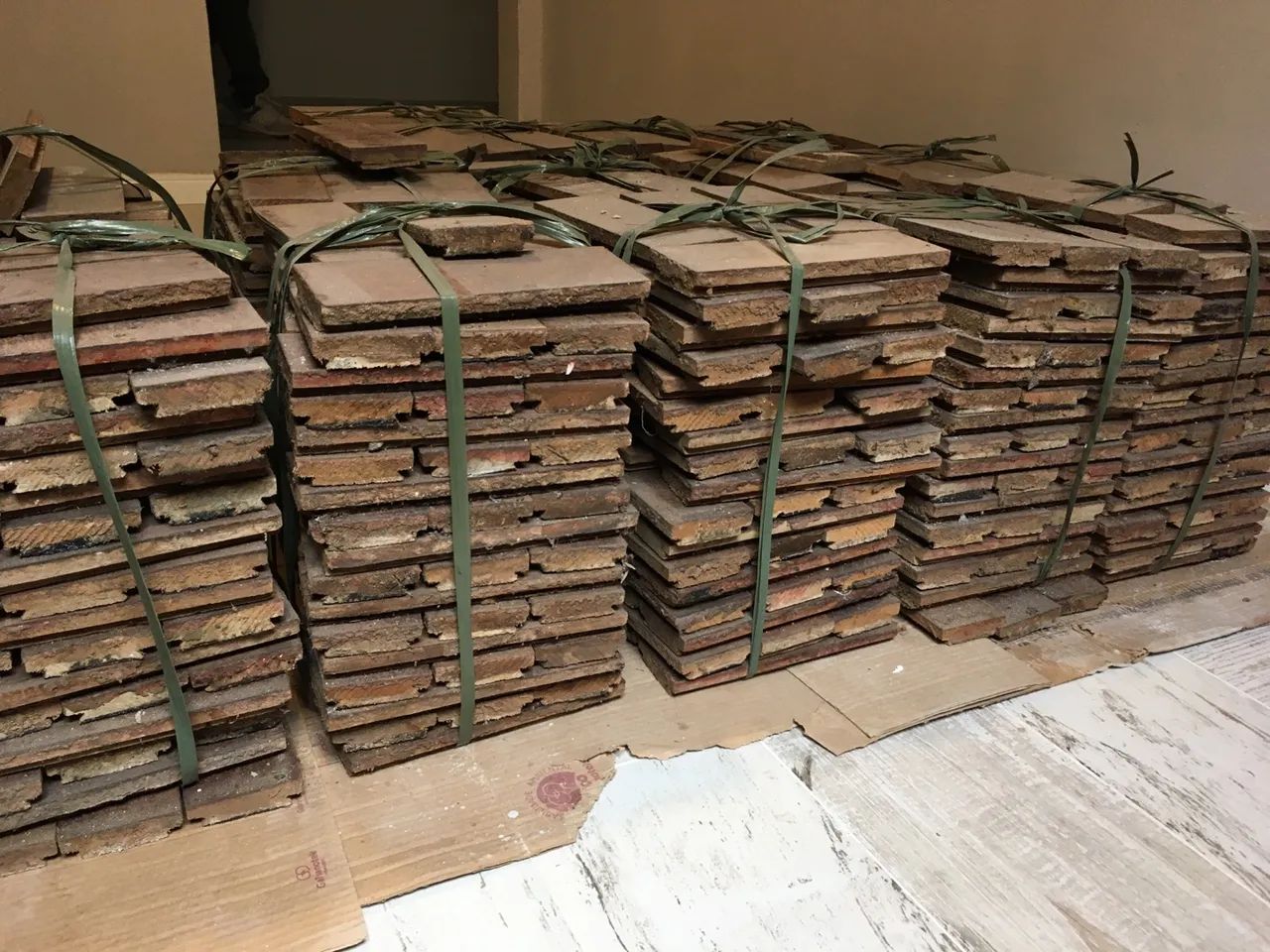 Taco ipê 7x21 revestimento madeira demolição  - Foto 4