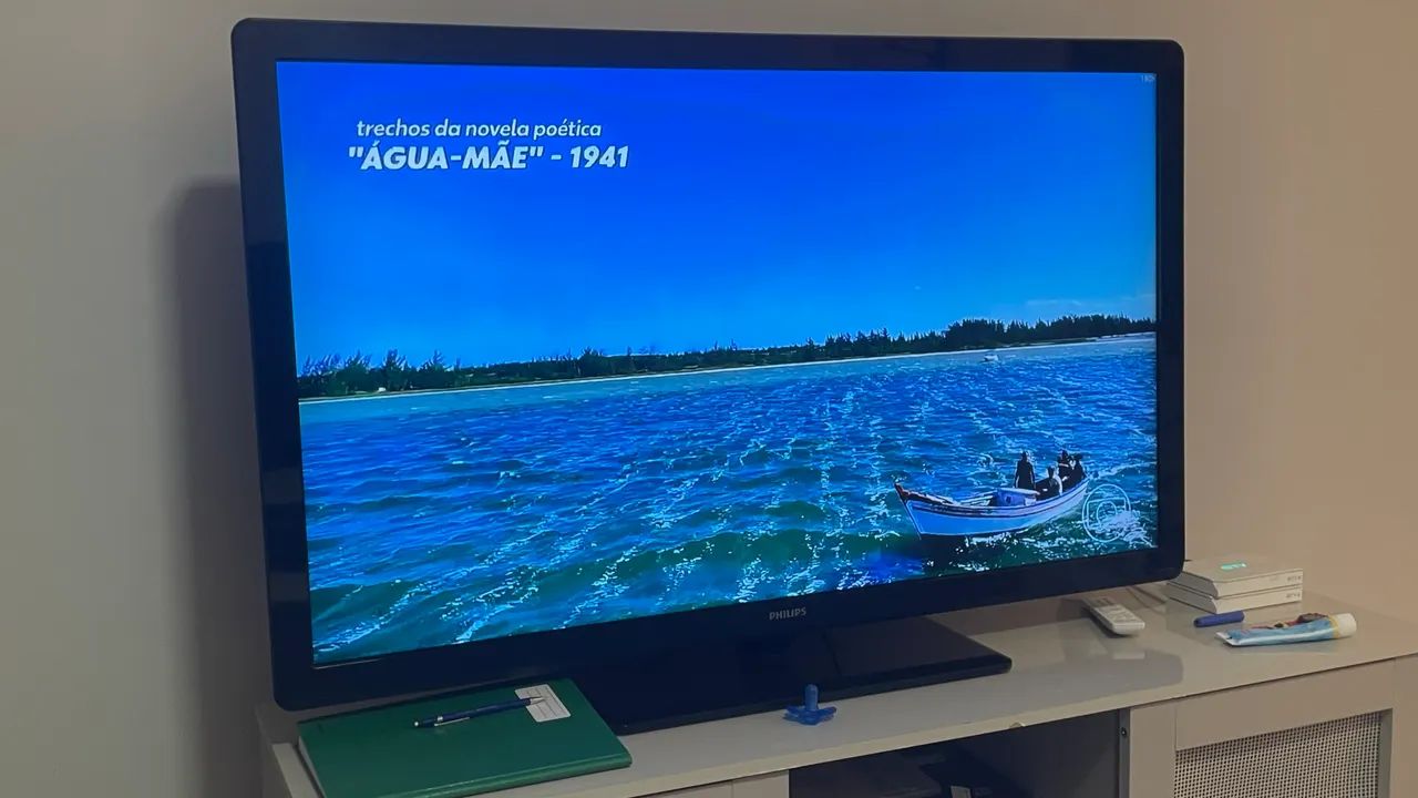 TV PHILIPS 47 POLEGADAS