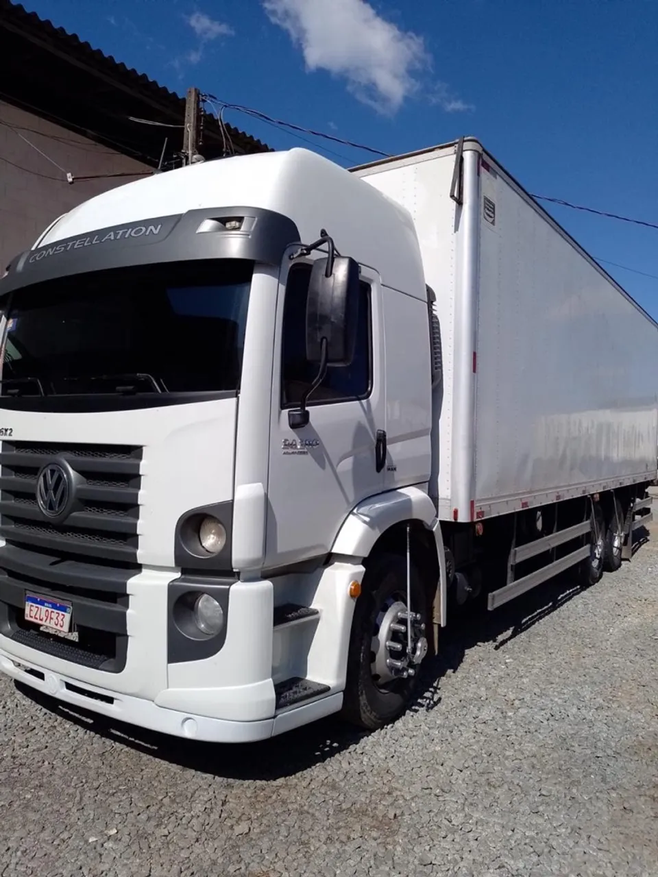 VW 24280 Const 6x2 - 2013 Baú e Plat