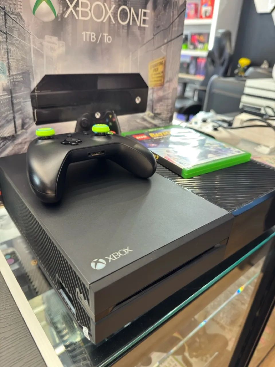 Xbox One 1TB com Jogo LEGO Batman 3 - Foto 2
