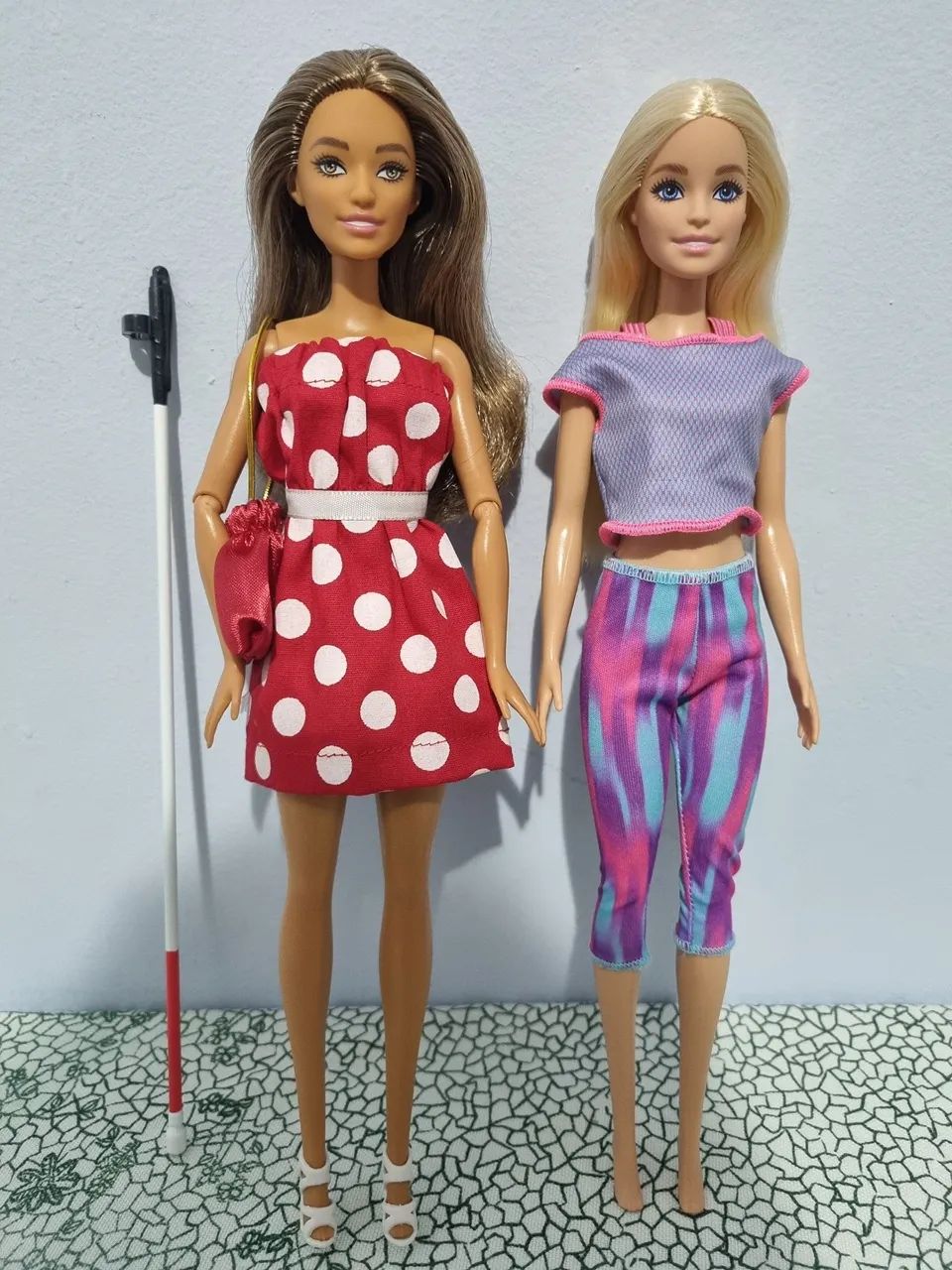 Lote Barbie Yoga Cabeça jogadora de vôlei made to move e Barbie fashionista Cega 228 - Foto 2