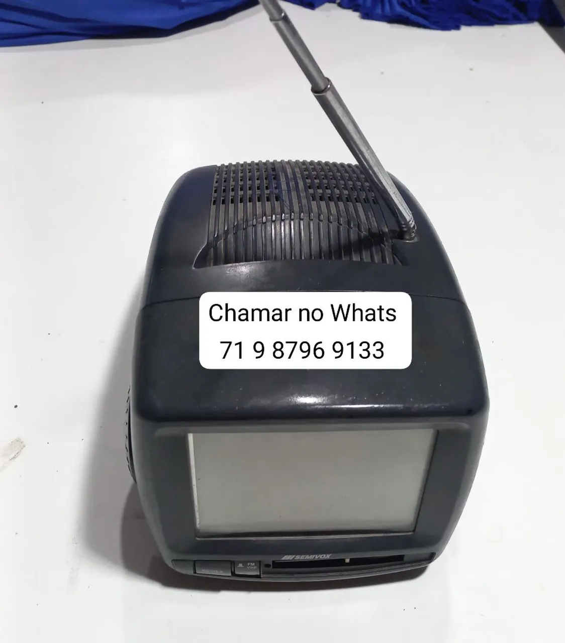 Mini TV Portátil Semivox com Antena