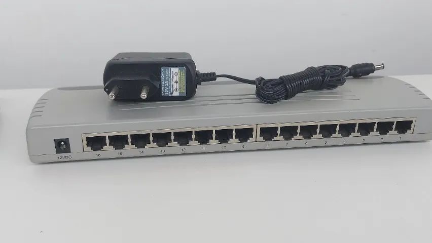 Switch Encore  16 Portas 10/100-ac. cartão