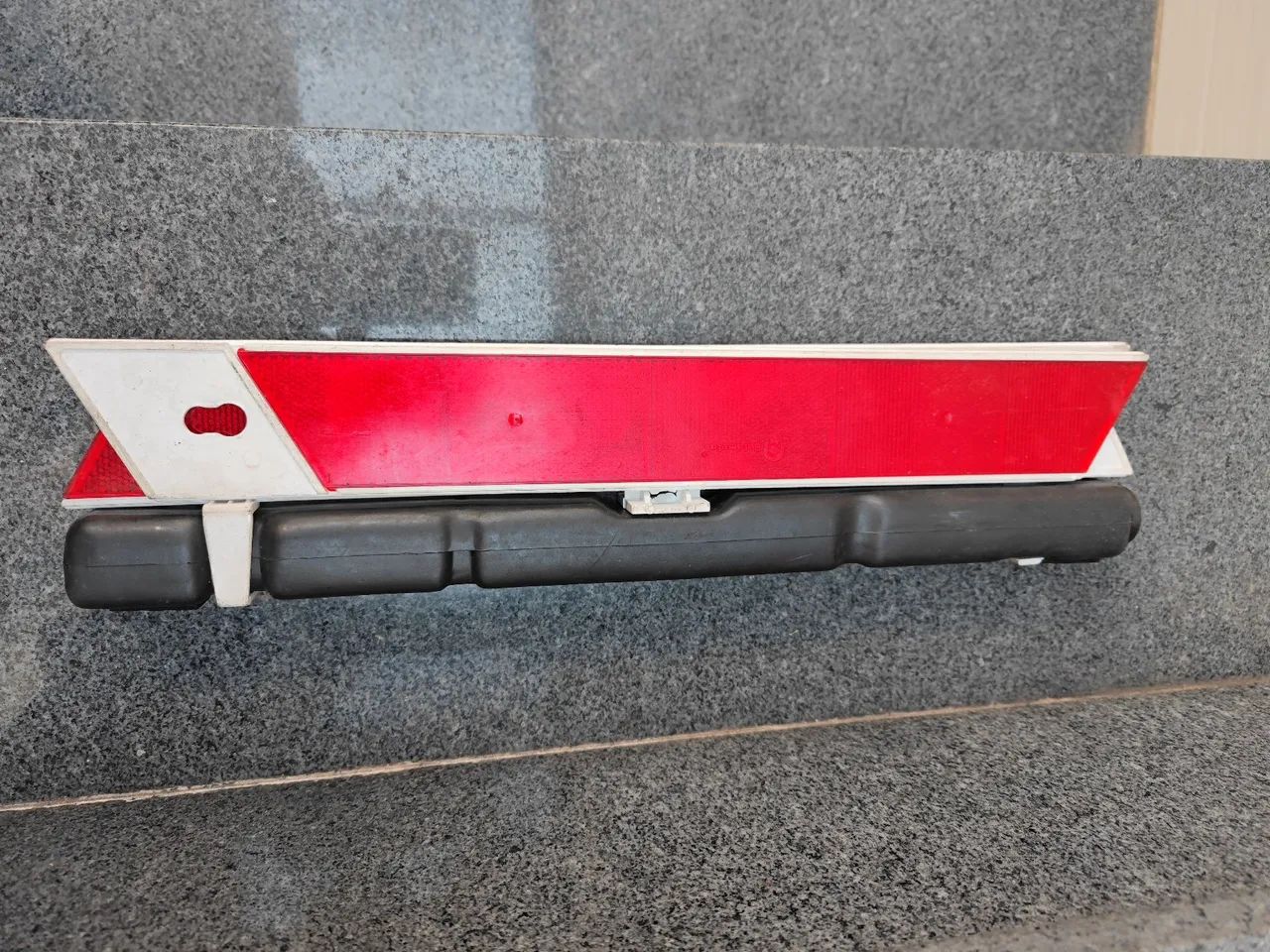 Triângulo sinalizador  - Foto 2